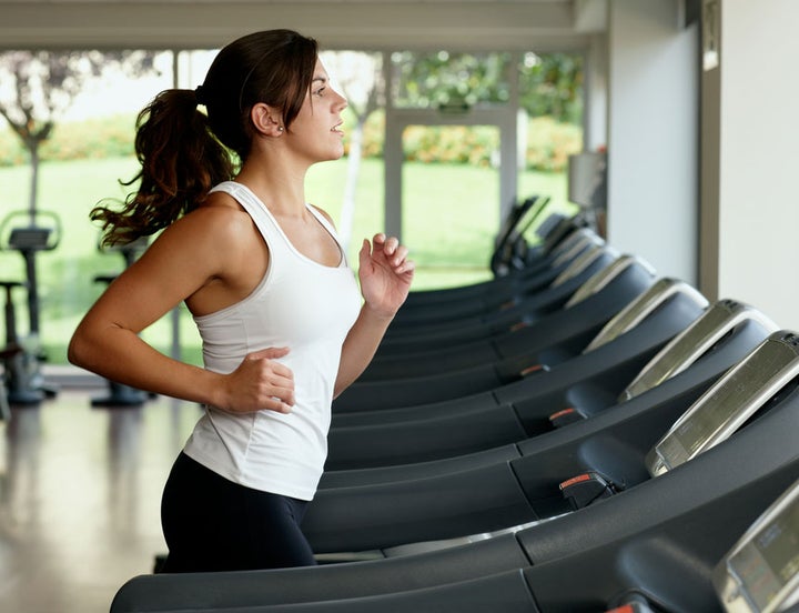 3 Essential Rules Of Treadmill Etiquette In The Gym