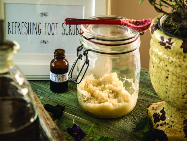 Have An At-Home Spa Day With Treatments For Sore Muscles