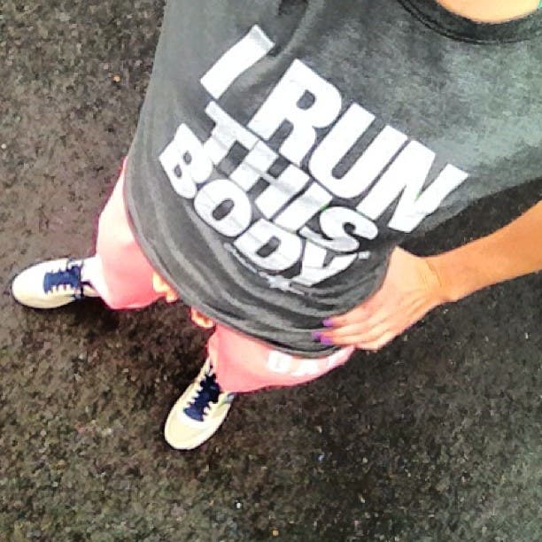 I Run This Body - grey