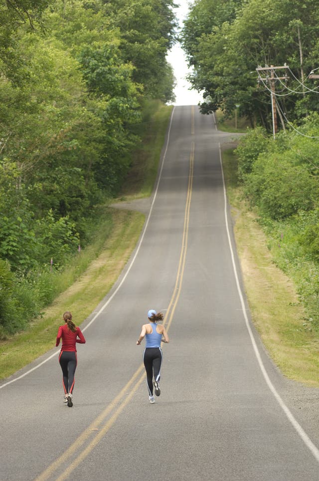 What's The Proper Way To Run Over Hills During Races?