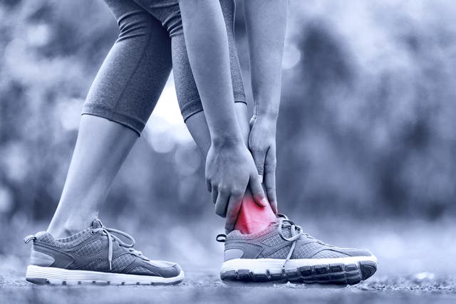 6 Physical Therapy Options For Runners (And When To Use 'Em)