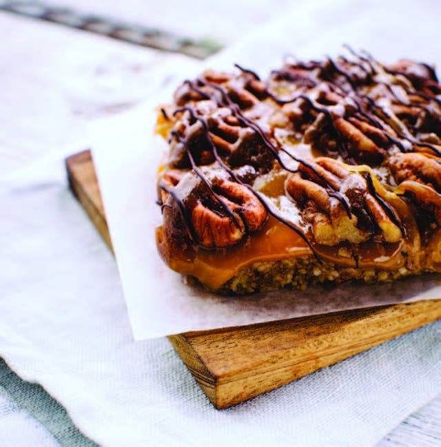 These Pecan Bars Make A Heavenly Healthier Snack