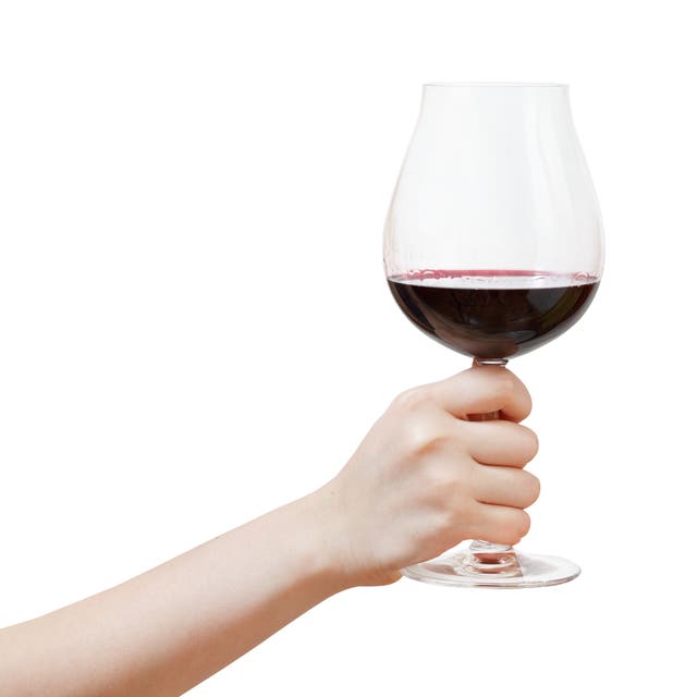 5 Healthy Reasons to Have a Glass of Wine Tonight