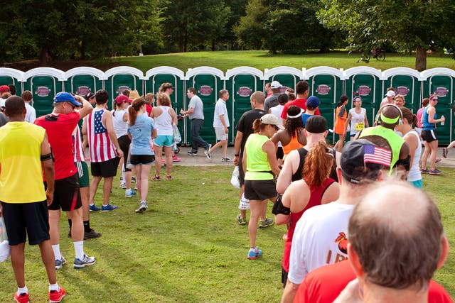 Pre-Race Etiquette: To Wait In Line Or Find A Tree