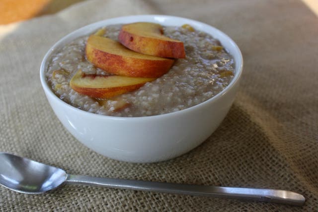 A Healthier Way To Eat Peaches And Cream For Breakfast