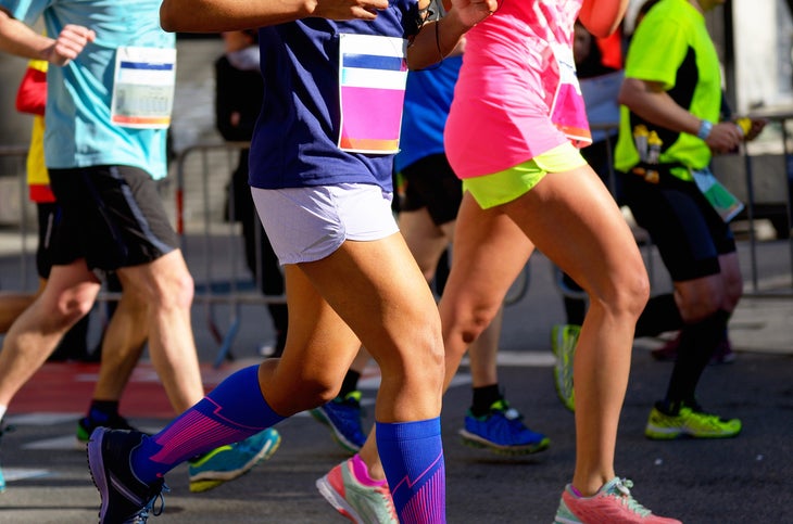 The 6 Worst Types Of People To Run By - Women's Running