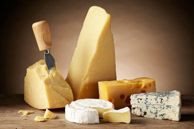 5 Reasons Runners Should Eat Cheese