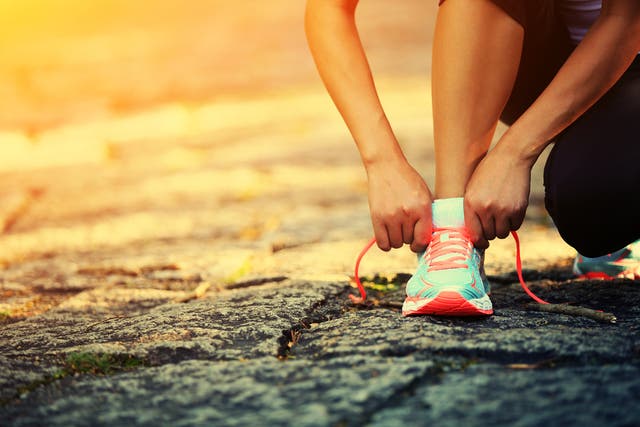 The 5 Stages Of Waking Up For Early Morning Runs