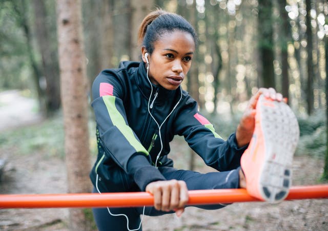 Runners Won't Get Enough Of This Nostalgic 90's Playlist