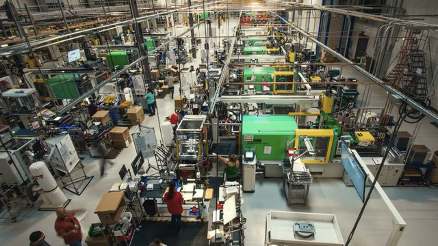 Video Shows How Your Favorite Running Sunglasses Are Made