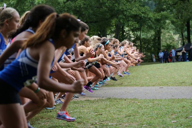 Women’s Running XC Ambassador Search—We Want You!