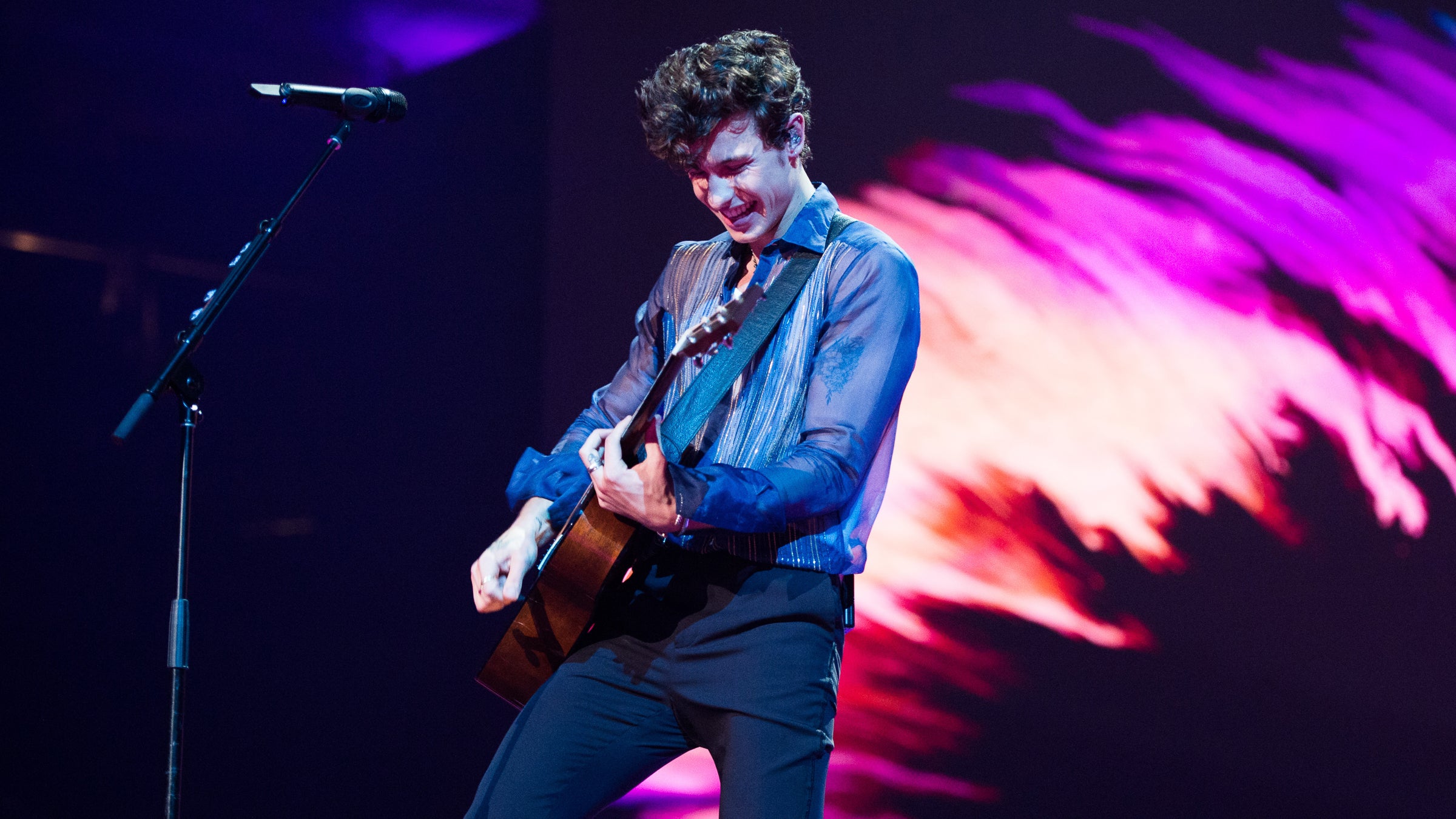 Shawn Mendes Stitches Workout