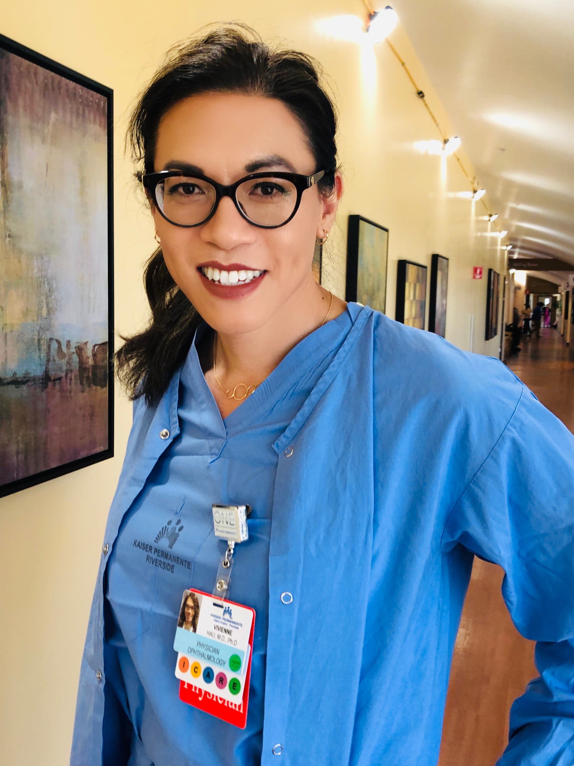 Vivienne Hau is an eye surgeon who volunteers to guide blind runners at races.