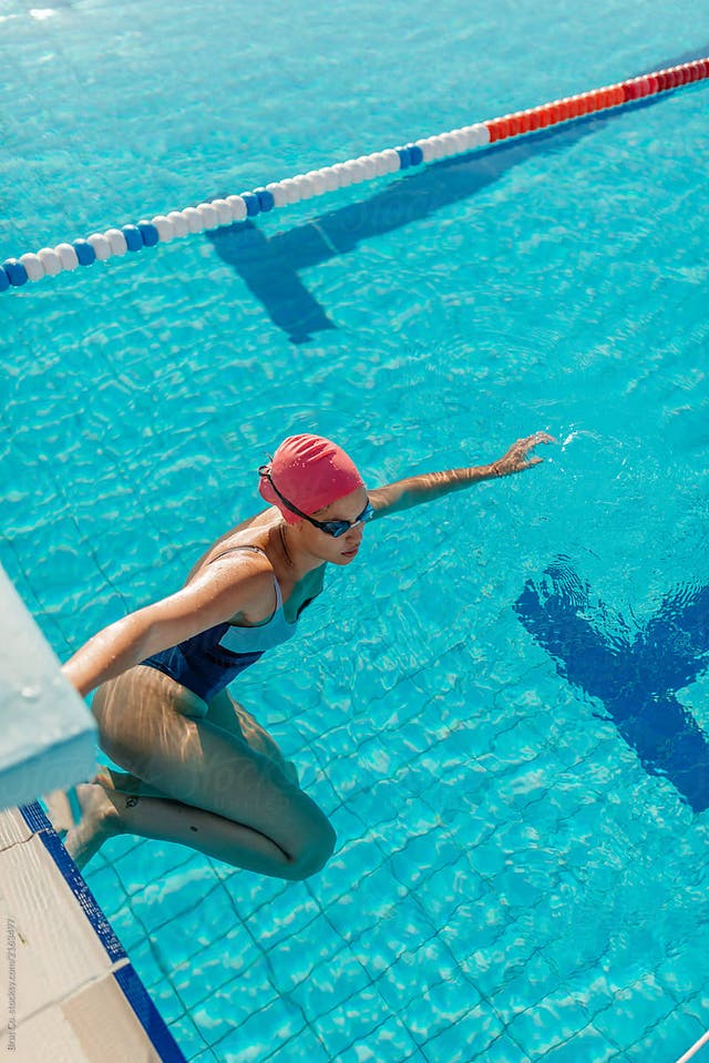 Dive In! Why Runners Benefit From Swimming