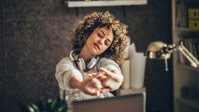 How to Use Active Rest to Break Up Your Day of Sitting