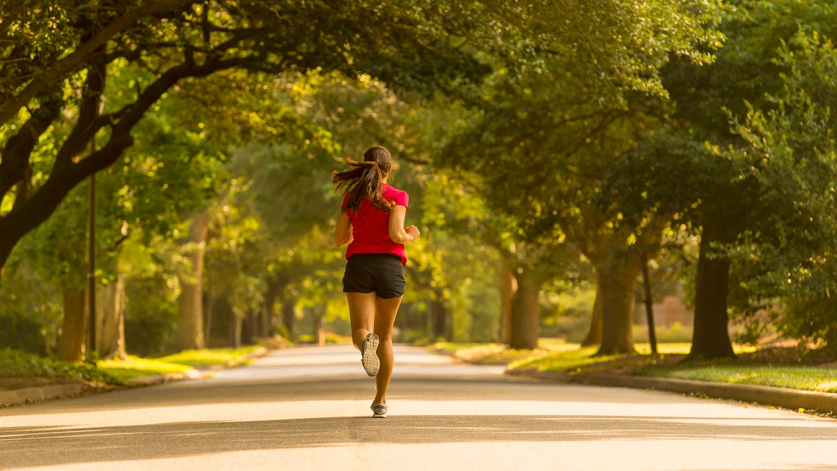 Strategies For Finding Running Routes During Social Distancing Women strategies-for-finding-running-routes-during-social-distancing-women