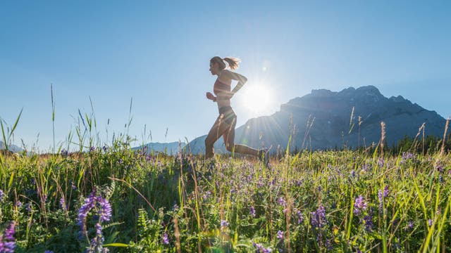 4 Ways to Improve Your Running Form Without Thinking About It