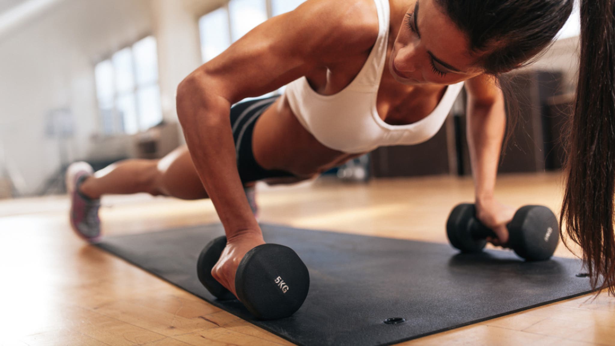 Woman doing crossfit workout