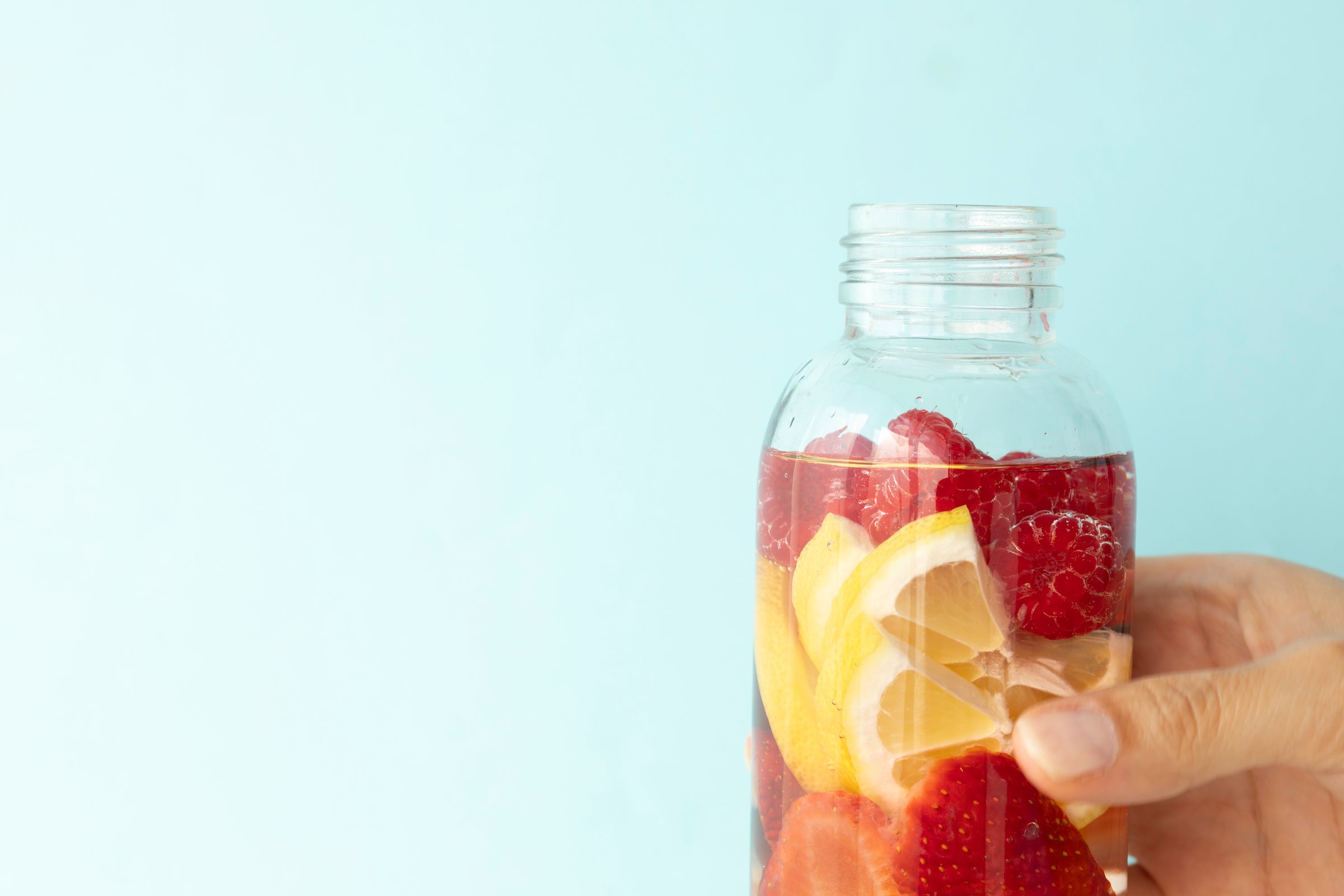 strawberry-infused-water
