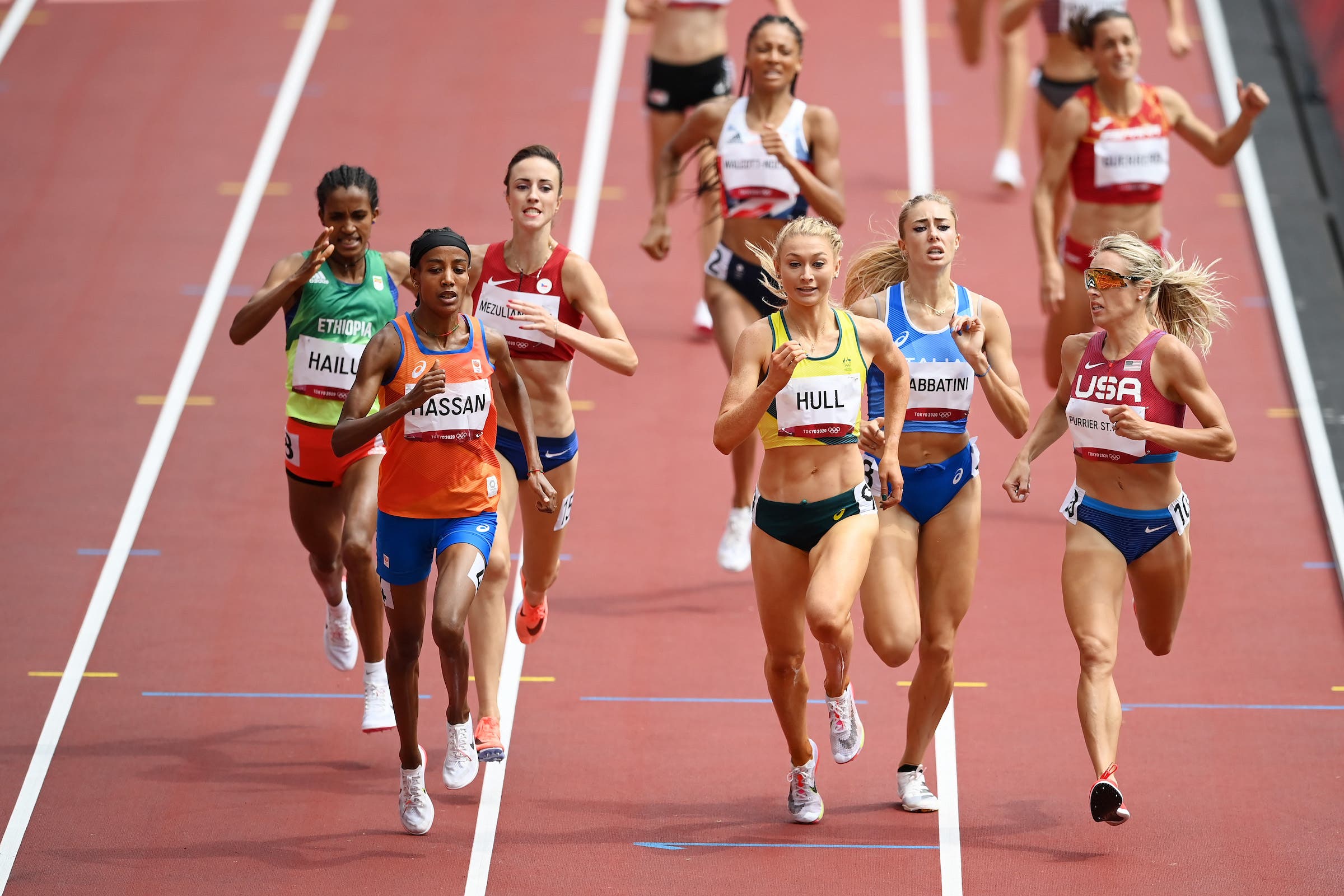 2021 Olympics - women's 1500 meter round 1