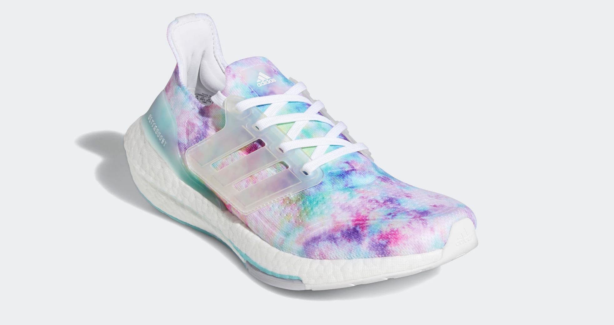 Adidas Ultraboost 21 in tie-dye