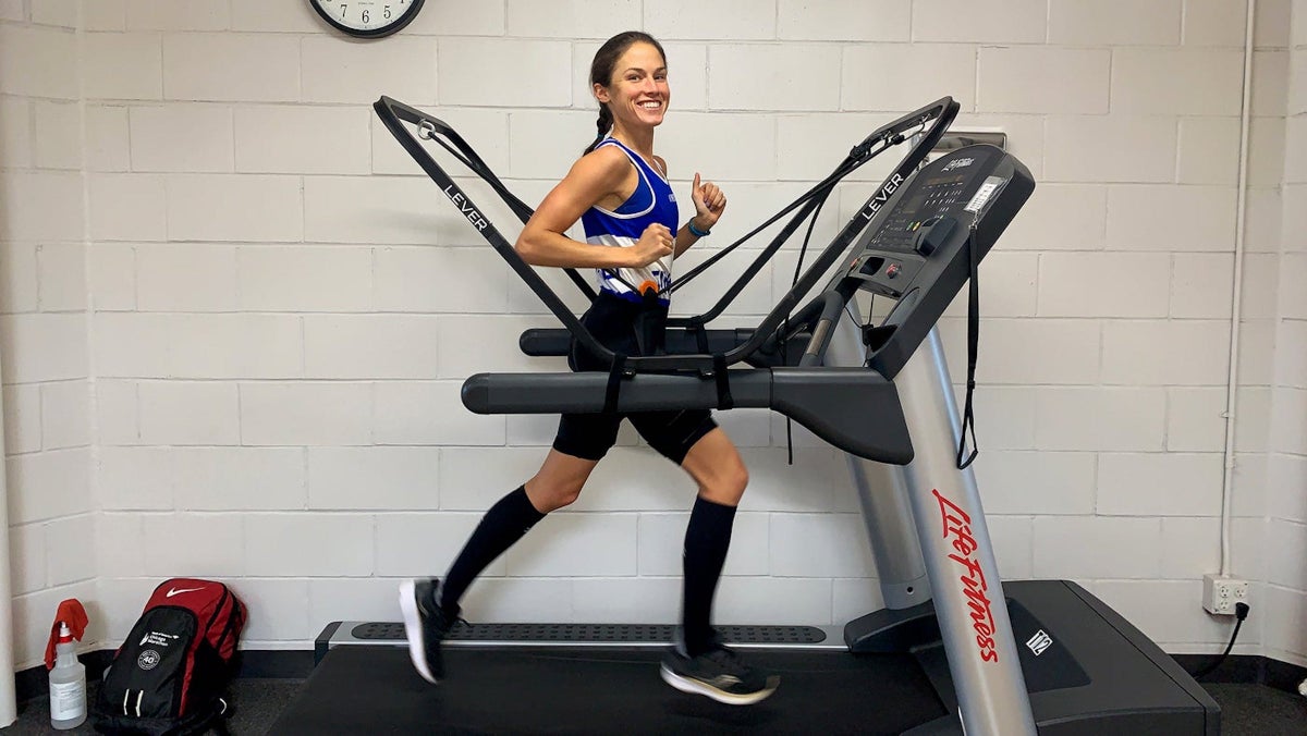 A Pro Look at the Lever Running Treadmill Device Women's Running