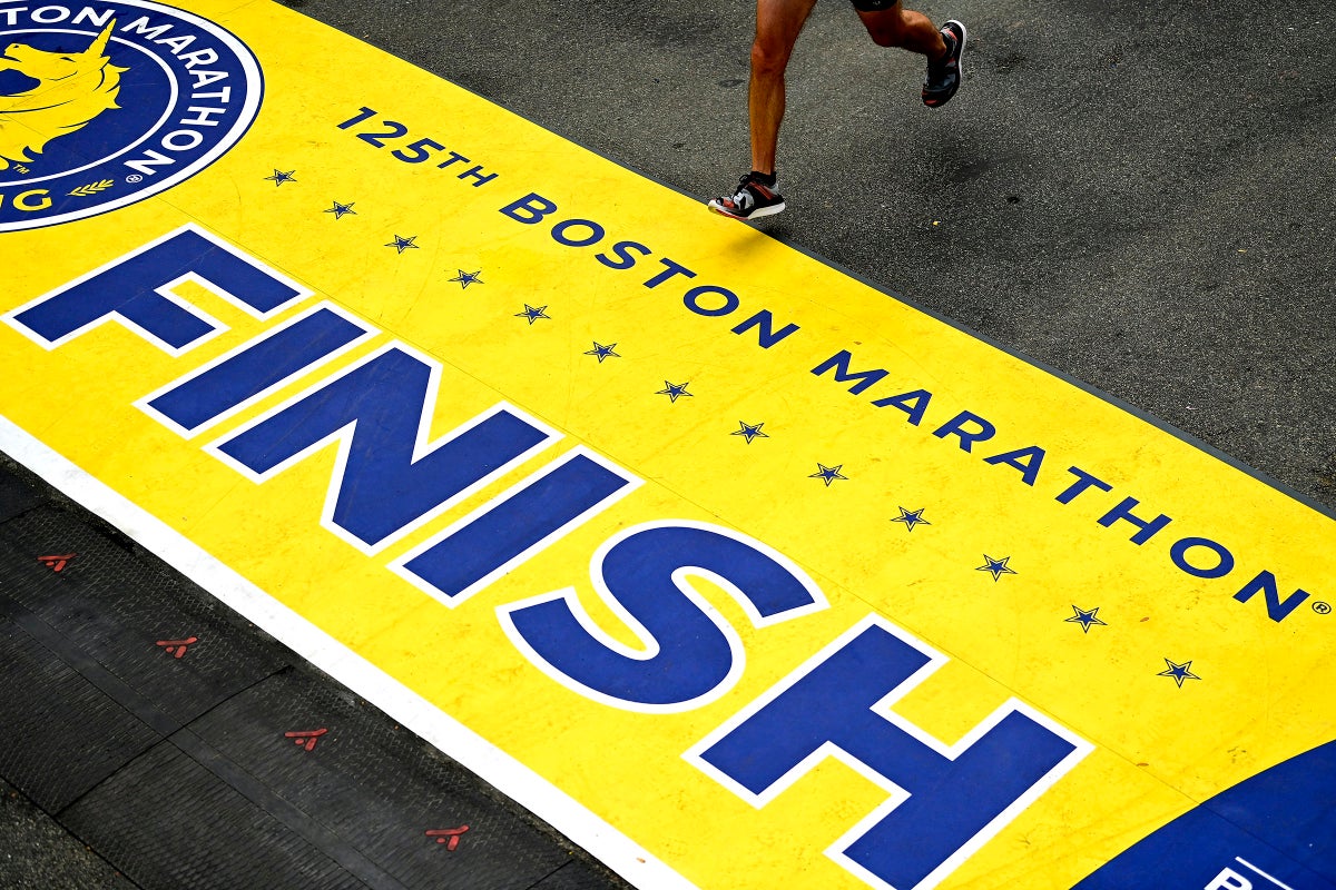 Boston Marathon 2022 Women's Field: Molly Seidel, Des Linden, and More