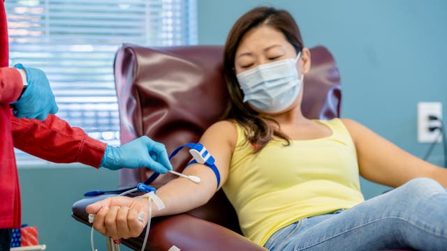 What Runners Should Know About Donating Blood