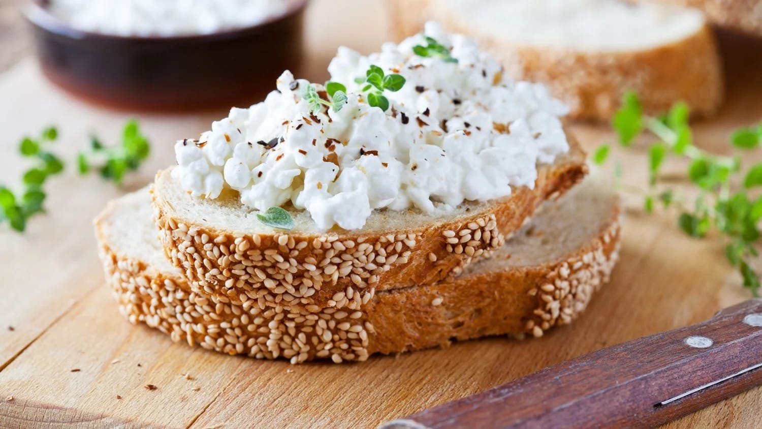 cottage cheese on toast, a good protein source
