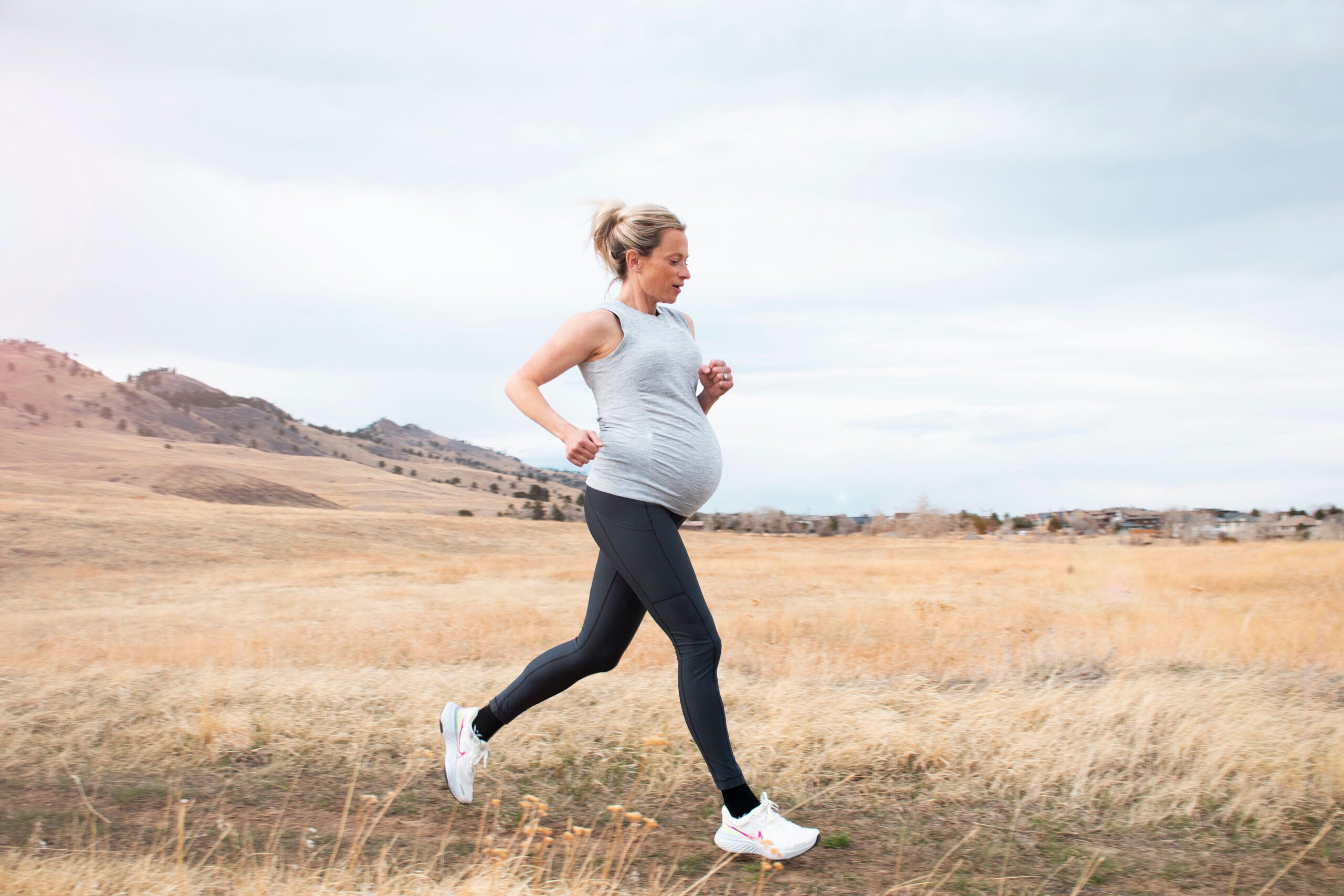 Best Maternity Running Clothes 2022