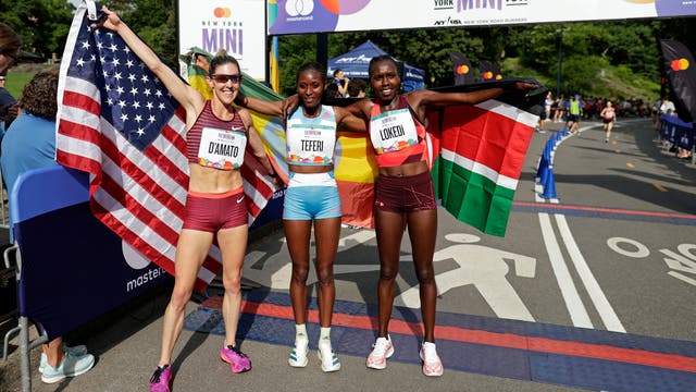 Keira D'Amato Sets a New Women's Record at the NYRR Mini 10K