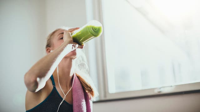 Is Athletic Greens Worth It? A Nutrition Expert’s Review