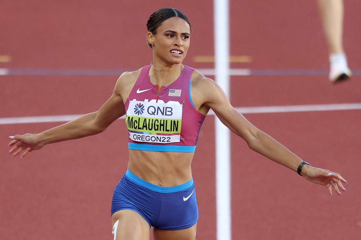 Sydney McLaughlin Breaks The World Record in the 400m Hurdles - Women's ...