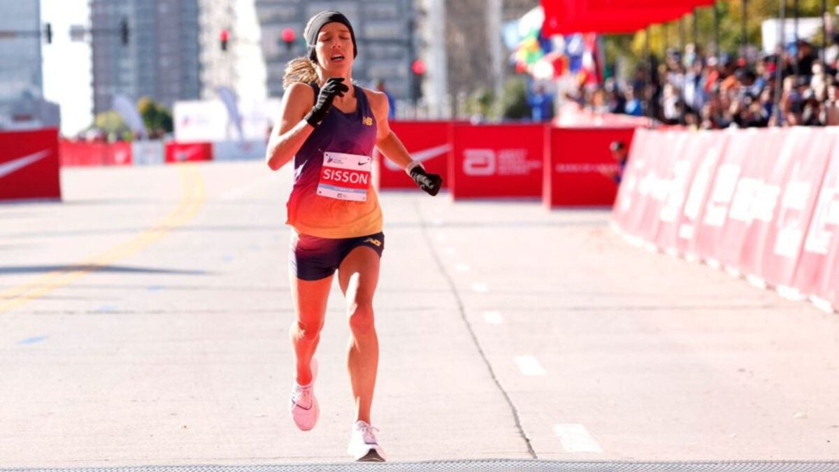 Emily Sisson Lowers American Marathon Record to 2 18 29 in Chicago