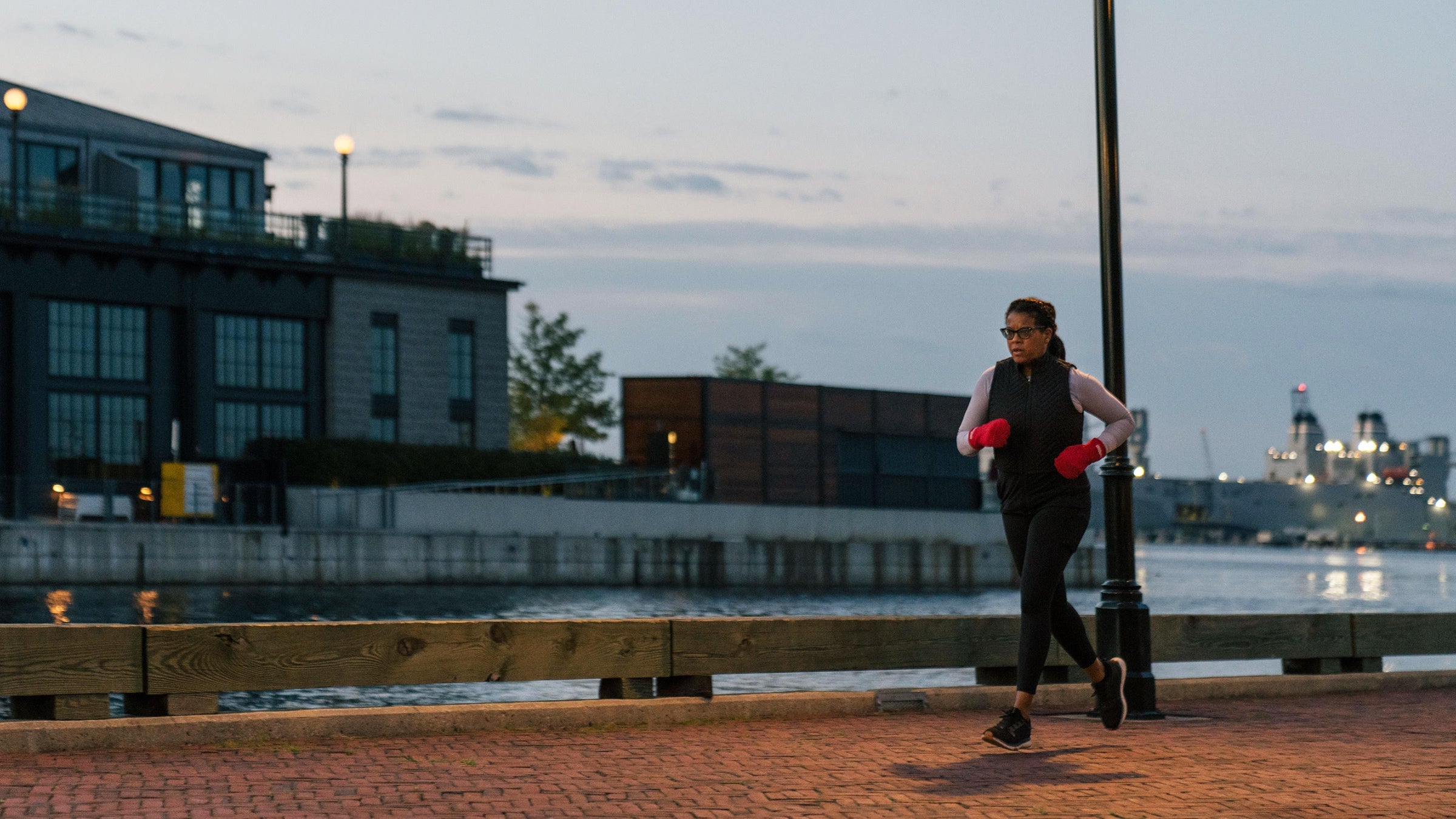 Susan Clatyon running