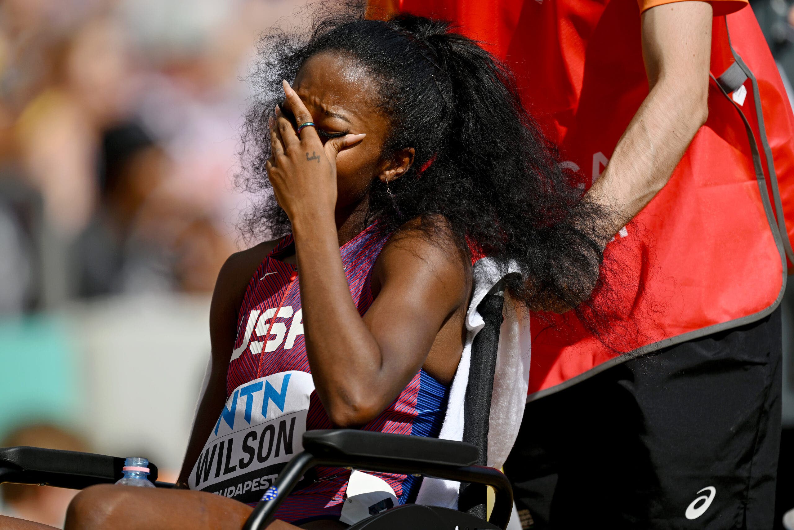 Britton Wilson injured in the 400 Meters in Budapest 2023