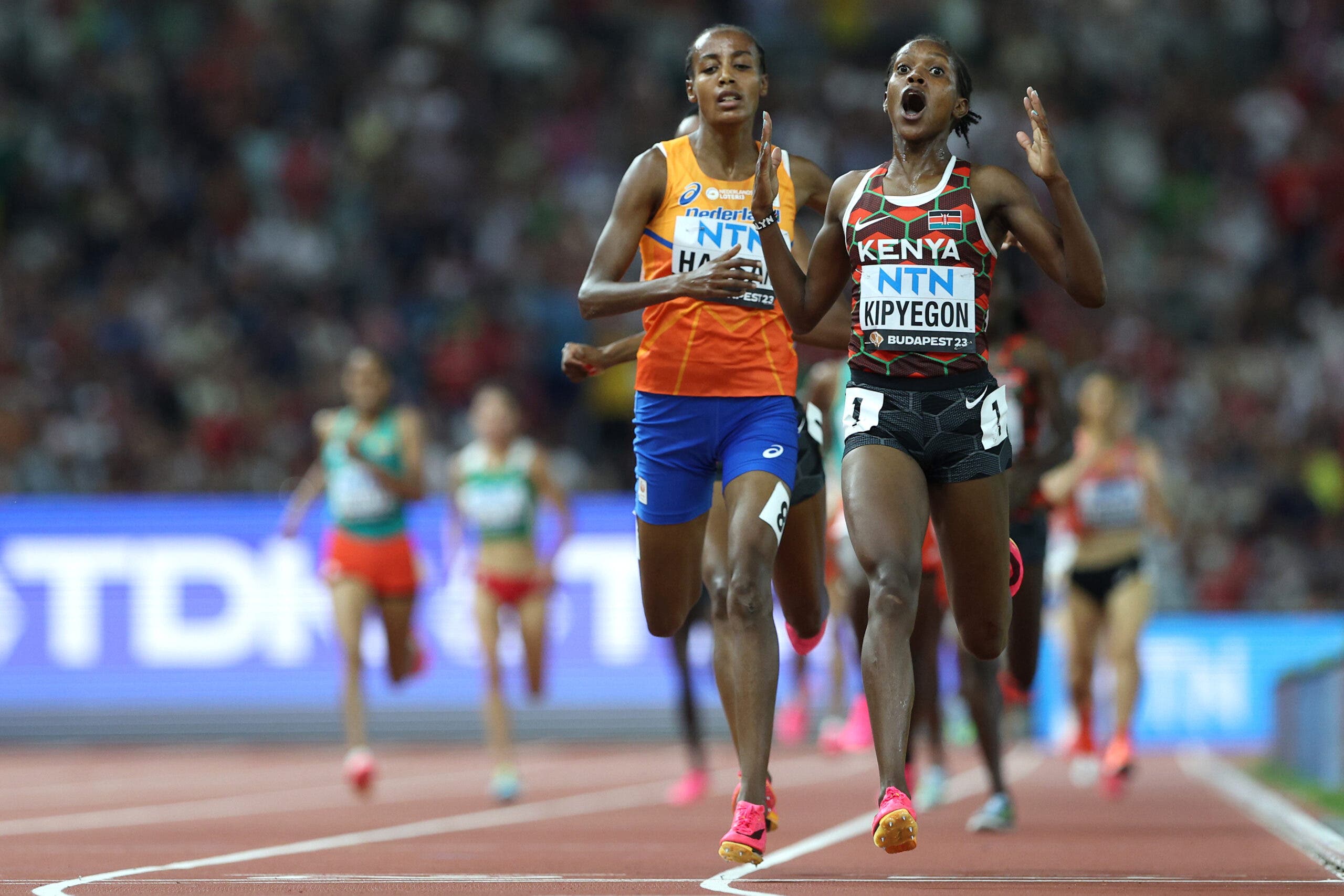 Faith Kipyegon 5000 meter gold at the World Championships 2023