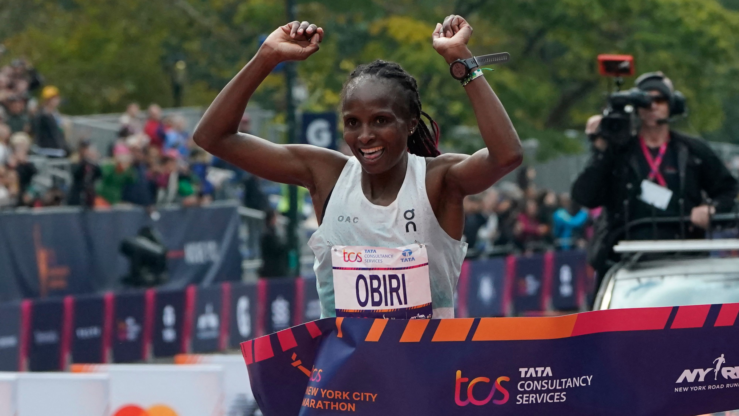 Hellen Obiri Wins the 2023 New York City Marathon - Women's Running