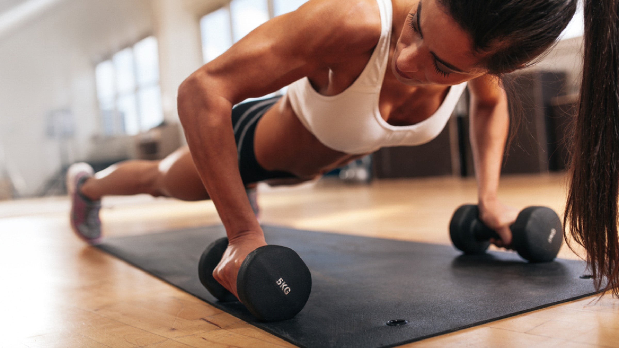 Woman doing crossfit workout